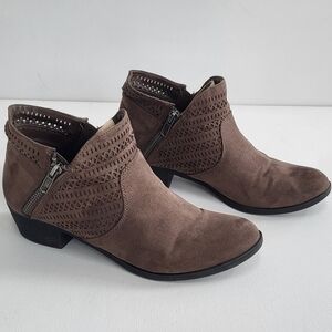 Brown Suede Like Ankle Boots Zippered